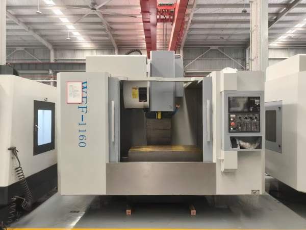 新到4台安徽尔维发-1160加工中心全新未安未装用系统三.