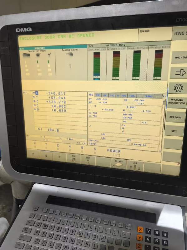 刚刚出炉的德玛吉70五轴加工中心，原汁原味，在位便宜.