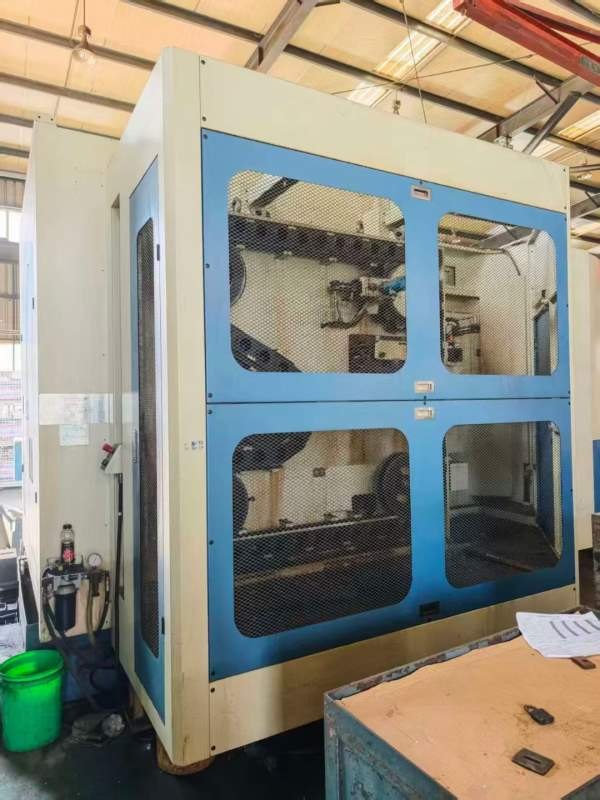 台湾大立630卧加回转交换双工位，BT50齿轮头，三轴光.