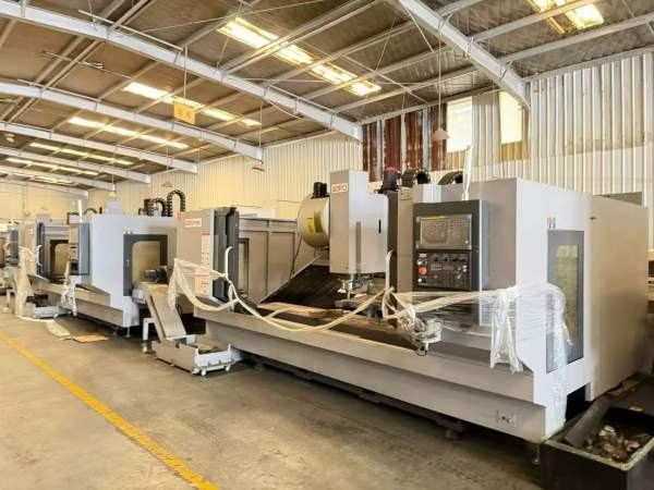 未清洗 原状态 台湾高峰2500型材机 直连主轴12000转 .