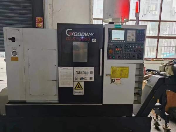 刚刚买下程泰GLS-2000斜轨车床、发那科TF系统，高配@.