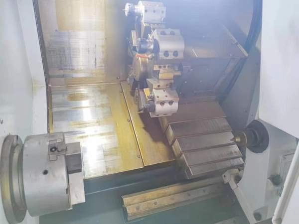 刚刚买下程泰GLS-2000斜轨车床、发那科TF系统，高配@.