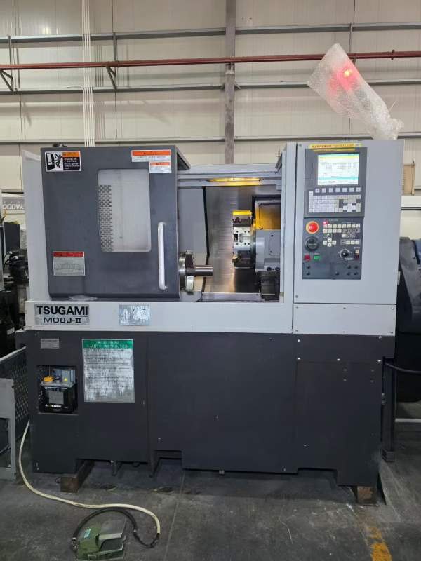 日本津上M08J-II数控车床，配8寸千岛液压卡盘加工直径.