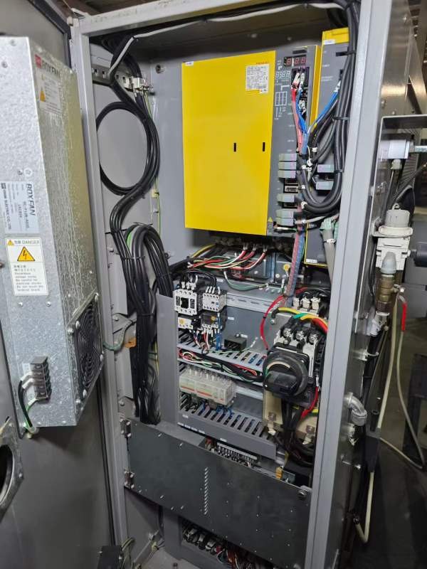 日本津上M08J-II数控车床，配8寸千岛液压卡盘加工直径.