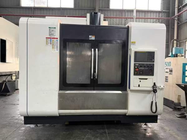 2023年准新铭钰1165加工中心，三轴线轨，发那科MF plu.