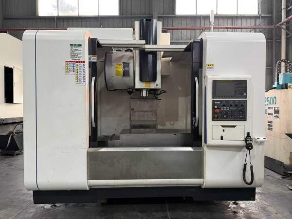 2023年准新铭钰1165加工中心，三轴线轨，发那科MF plu.