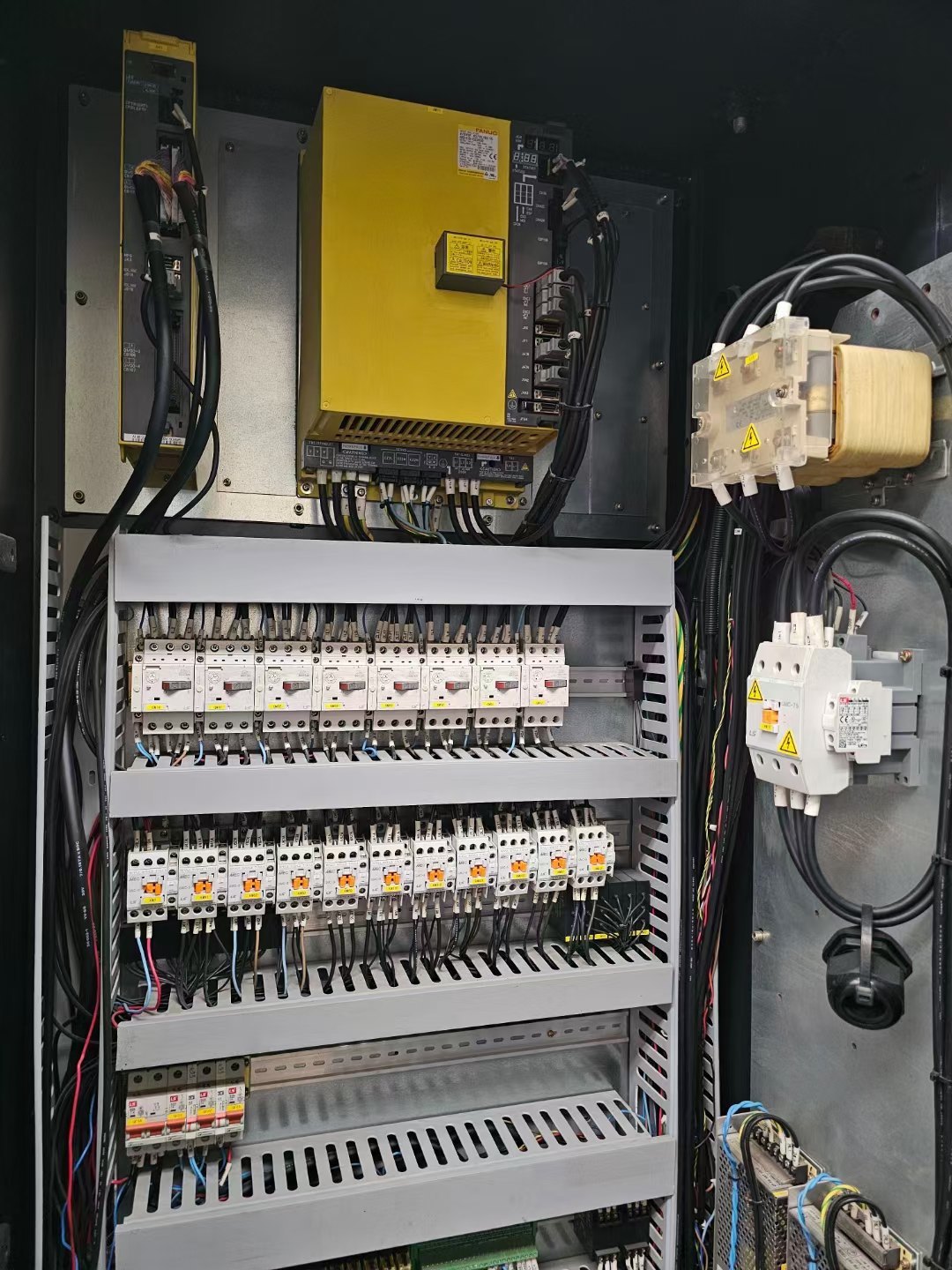 斗山515加工中心，同款两台，行程1020/510/625，发那.