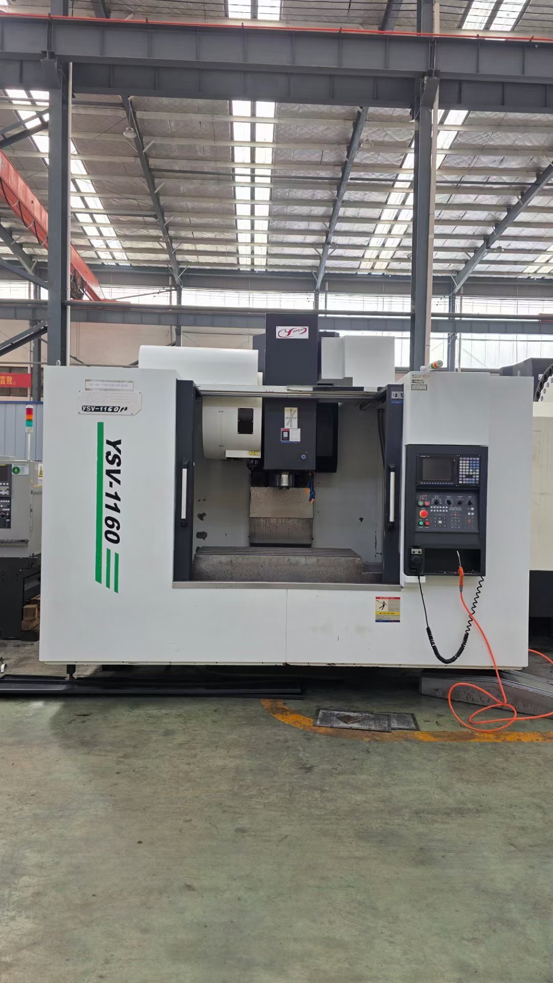 3台扬森YSV1160 立式加工中心
三轴行程：1100&amp;ampampamp#21.