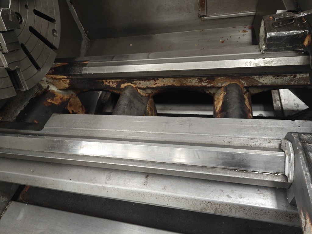 出售6180X3000数控车