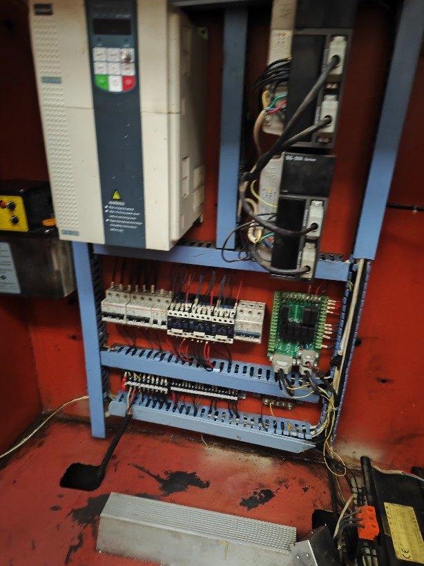 出售6180X3000数控车