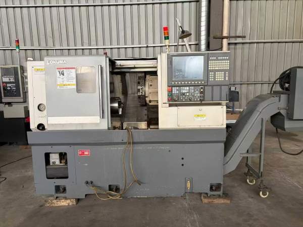 2013年台湾大隈250e车床，硬轨机，需要联系！