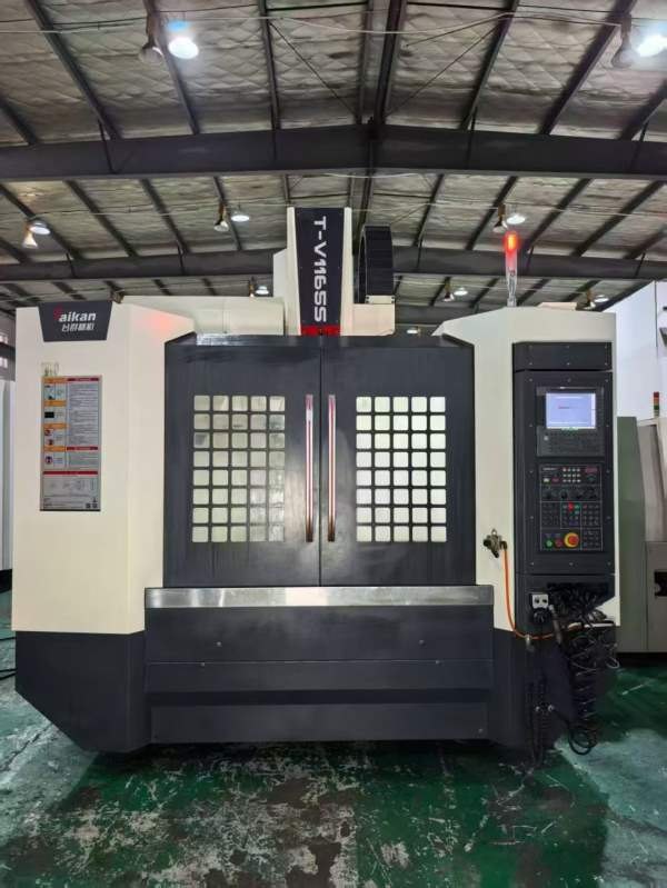 台群T-V1165S立式加工中心工作台：工作台尺寸为1200mm.