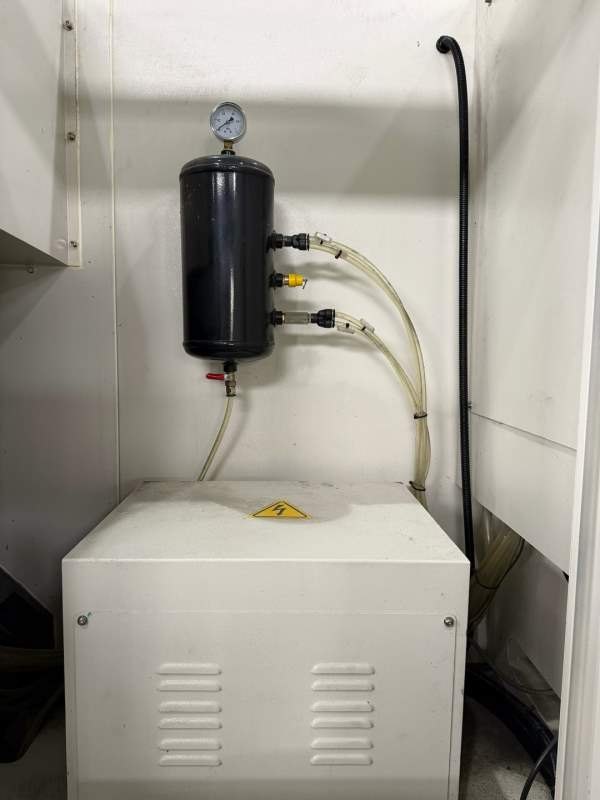 嘉泰1370（BT40主轴），准新佳泰1370加工中心，发那科.