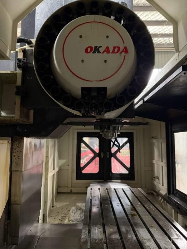 嘉泰1370（BT40主轴），准新佳泰1370加工中心，发那科.