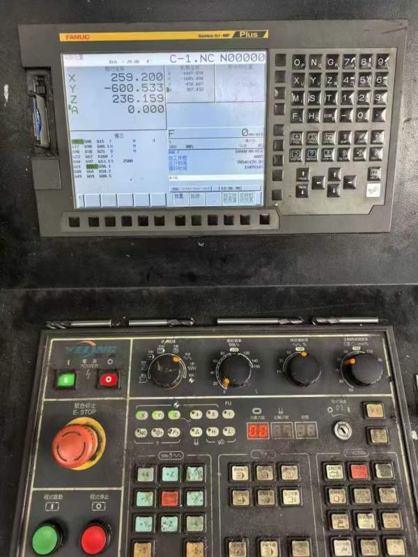 工厂在位常州野凌3024龙门加工中心两线一硬导轨.重型.