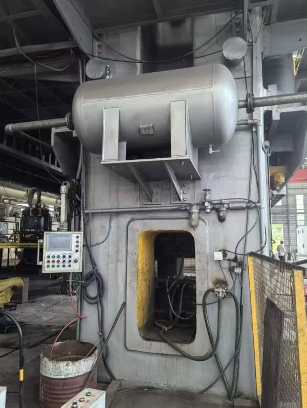 供。青岛宏达锻压2022年产数控电动螺旋压力机，企业转.