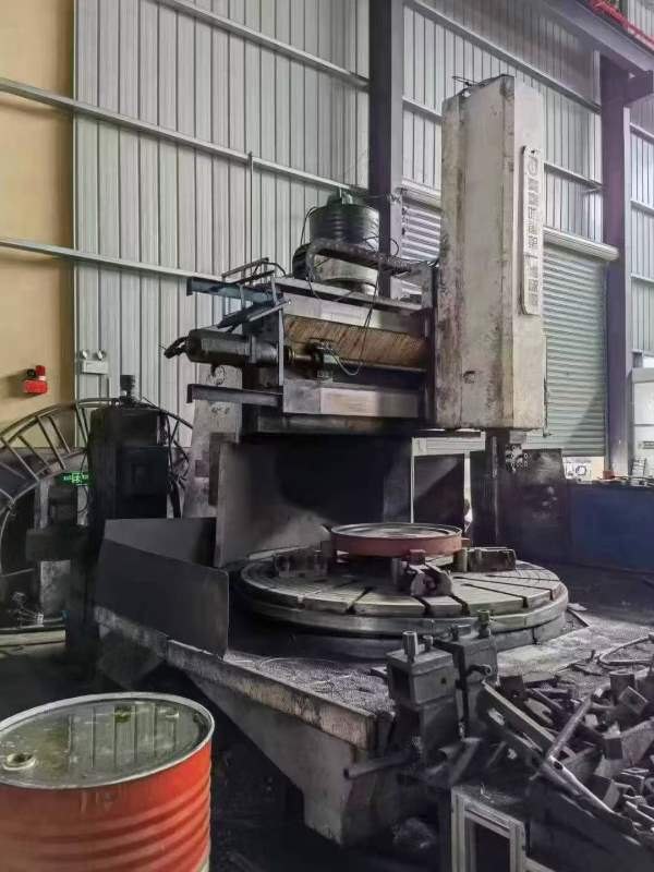 工厂在位出售一台齐齐哈尔5120两米数控立车，发那科td.