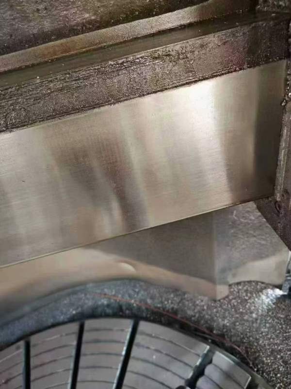 工厂在位出售一台齐齐哈尔5120两米数控立车，发那科td.