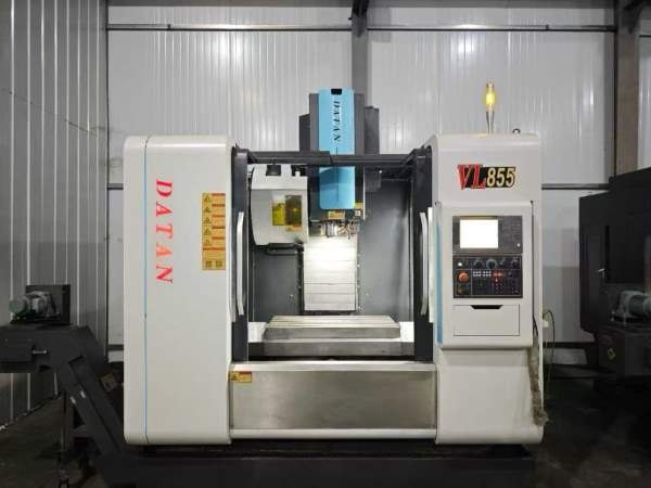 出售同款两台杭州大天855加工中心、发那克MFPlus系统.