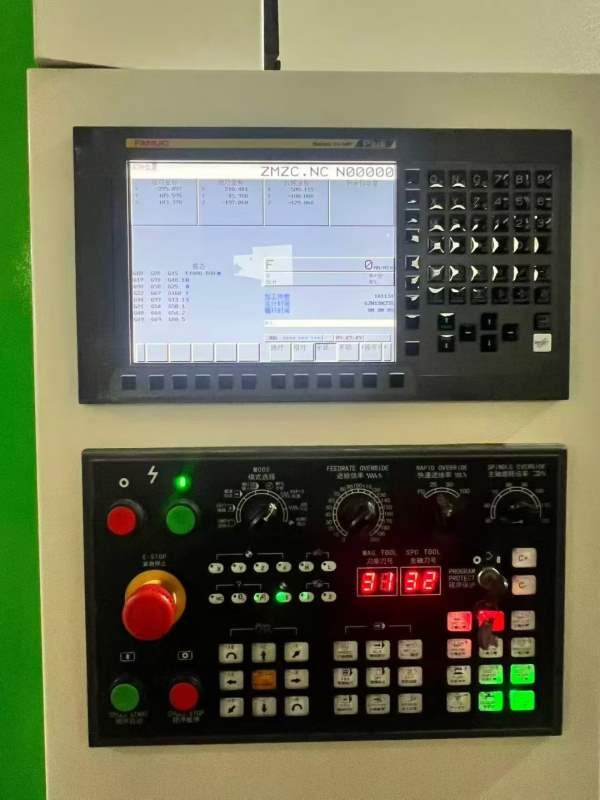 刚到一台重型雅力士1370加工中心，发那科PLUS系统，台.