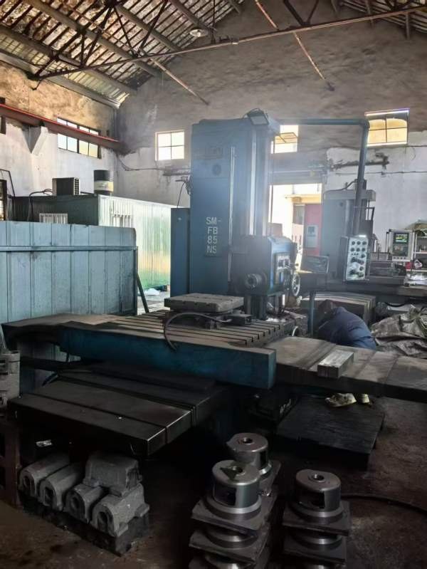 台湾进口镗铣床有朋友喜欢吗？