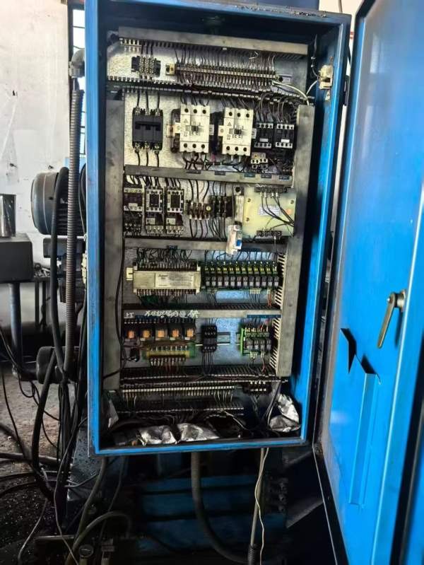 台湾进口镗铣床有朋友喜欢吗？