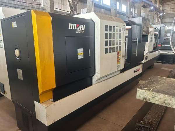 精品2019年宝鸡SK50P数控车床，加工长度一米，广数系.