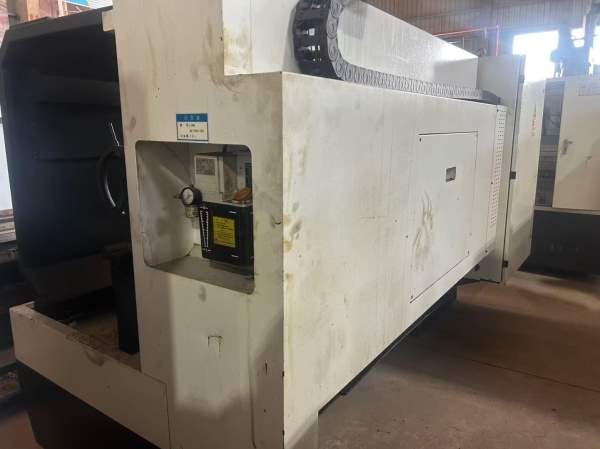 精品2019年宝鸡SK50P数控车床，加工长度一米，广数系.