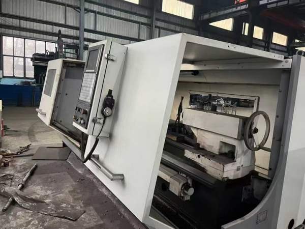 刚刚拿下:2021年丹东华骏CFK6180B1.5米数控车床，同款.