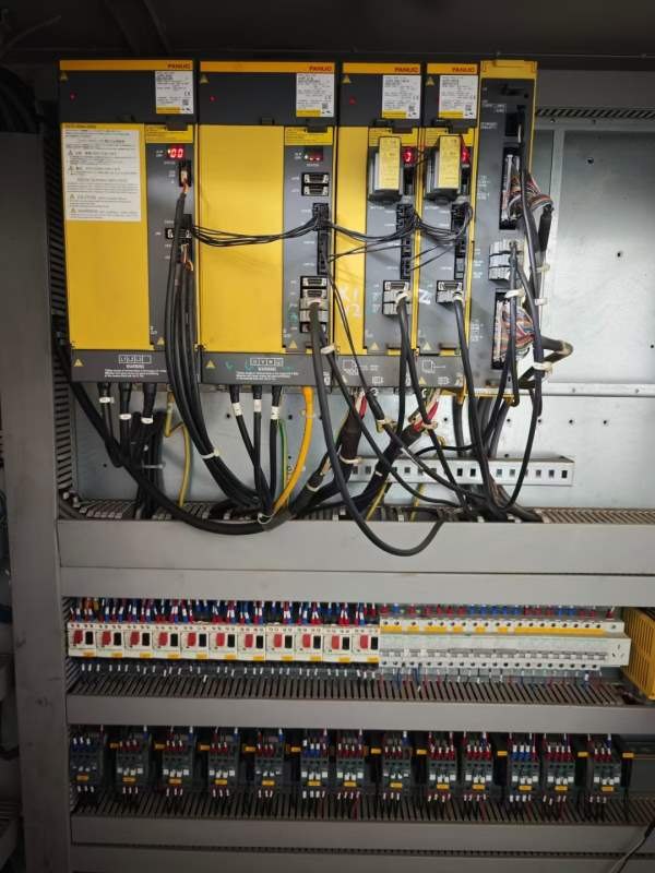 纽威3018龙门五面体加工中心 方滑枕 全自动角度头 50.