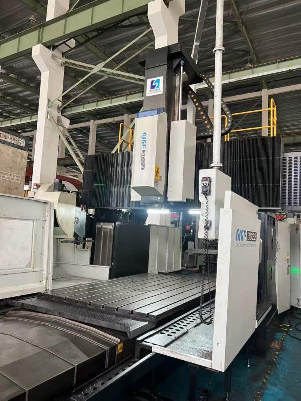 南通国盛3022龙门加工中心，工作台3000/1800mm，门宽2.
