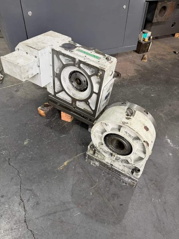 2022年谭兴320四轴，带圆盘尾座，发那科mf系统，油压.