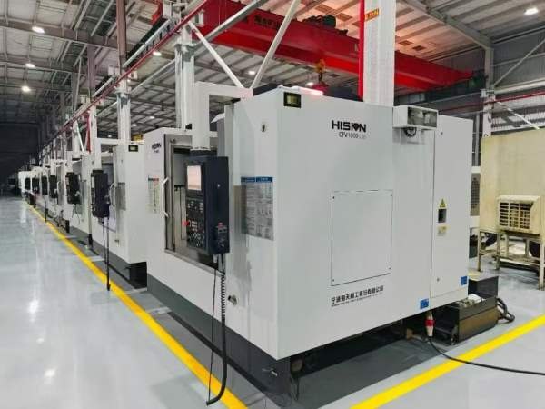 海天-1060Lite 加工中心2022年七台 三菱M80系统三轴线.