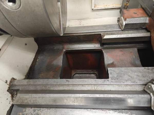 出售重庆二机2018年产，C2-6150X1000数控车，广数系统.