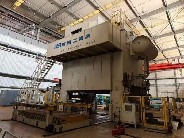 2500吨一台1600吨一台800吨一台要的联系。数据见标牌