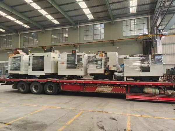 使用2000多小时友佳510A钻功、发那科MD系统、BT30主轴.