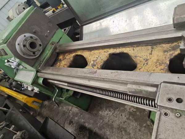 出售云机2003年产6140X2000普车，利用率不高，缺中心.