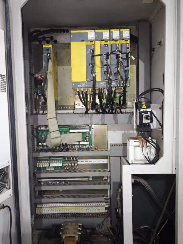 新到一台台湾友佳NBP800A加工中心，发那科系统，@尔发.