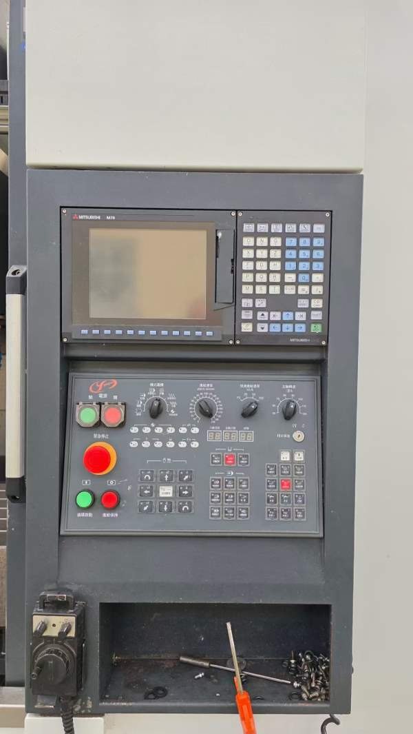 3台扬森YSV1160 立式加工中心三轴行程：00mm罗毅主轴B.