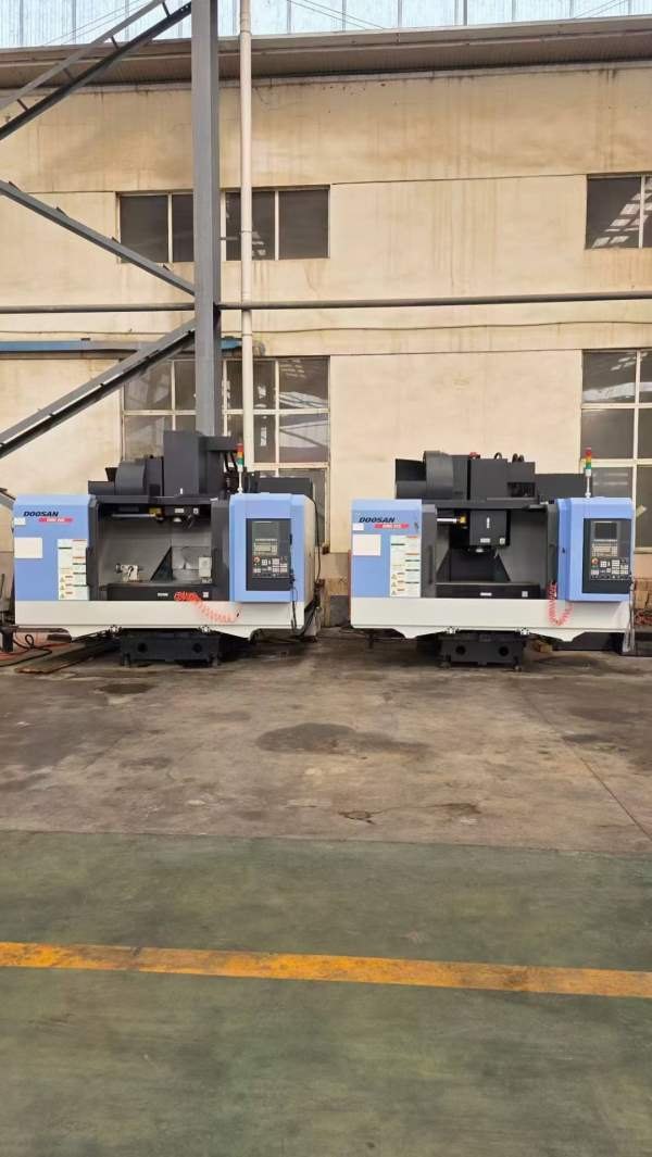 新到一批斗山加工中心，斗山415，斗山515，斗山655，.