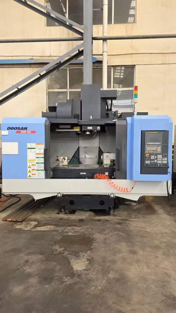 新到一批斗山加工中心，斗山415，斗山515，斗山655，.