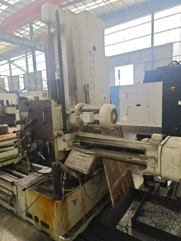 出售德国沙尔曼95年产卧式镗床，后改数显，镗杆直径80.