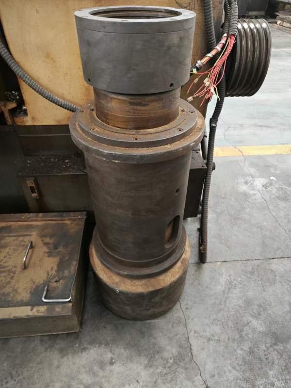 德州2120深孔钻镗床，加工深度3米，机器闲置少用，导.