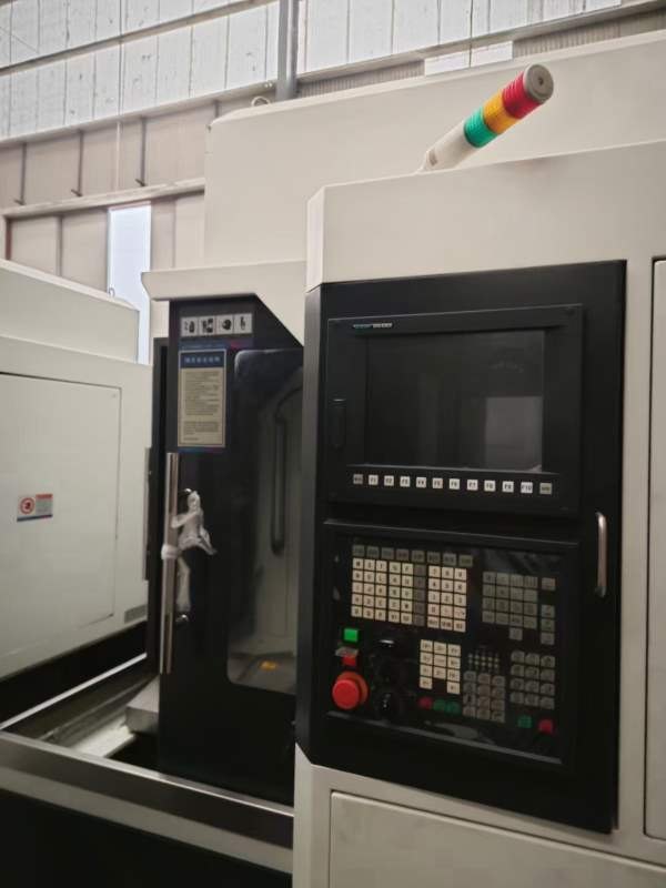 出售两台精品扬森600雕铣，安川驱动，24000转主轴，诺.