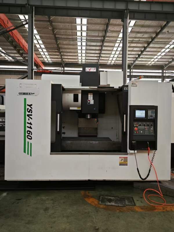 扬森1160立加，同款3台，，BT40主轴转速10000转，三轴.