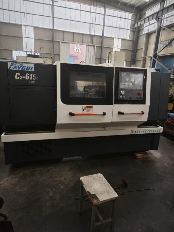 重庆二机6150数控车床，长度1米，广数980tdi系统，导.