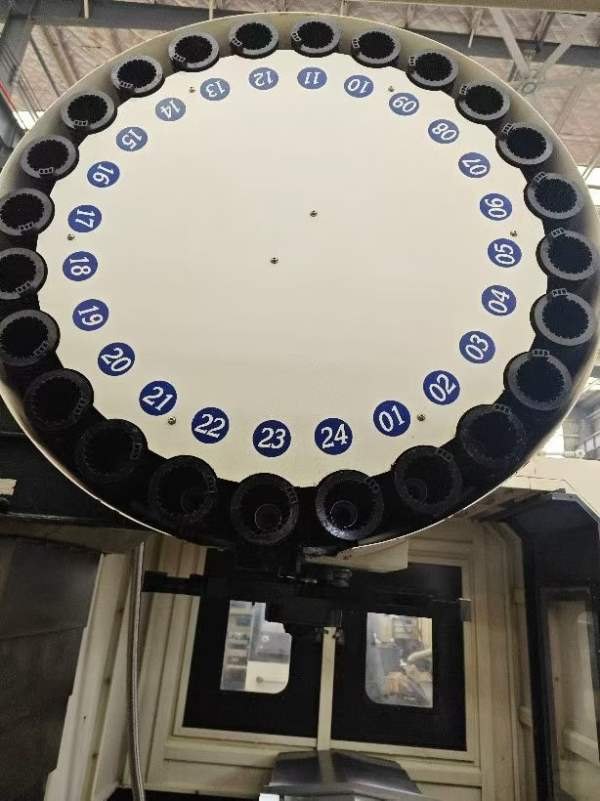 出售杨森2016年产1375立加，法拉克MD系统，BT50刀柄，.