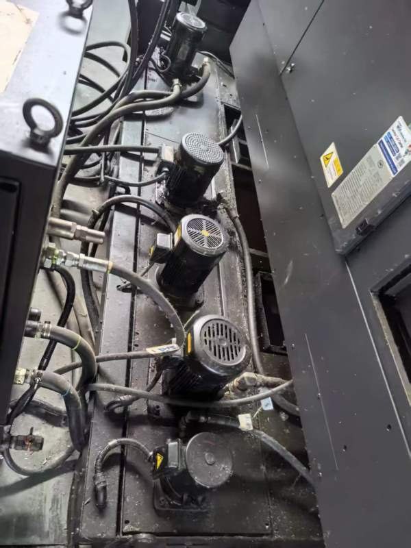 韩国原装威亚HS5000/50双工位卧式加工中心，正T结构线.