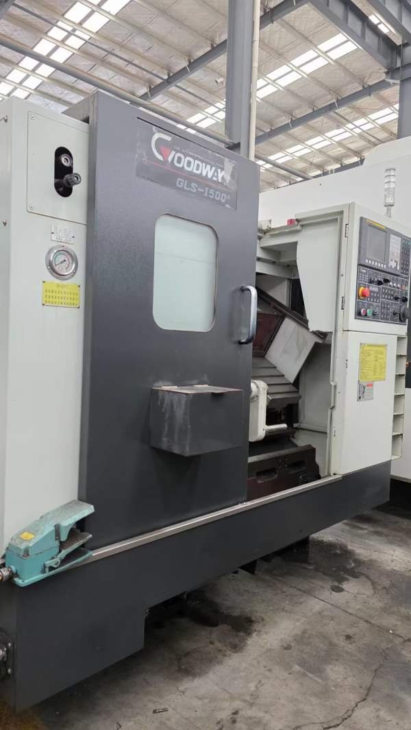 台湾程泰GLS1500e数控车，同款2台，发那科TF系统，6寸.