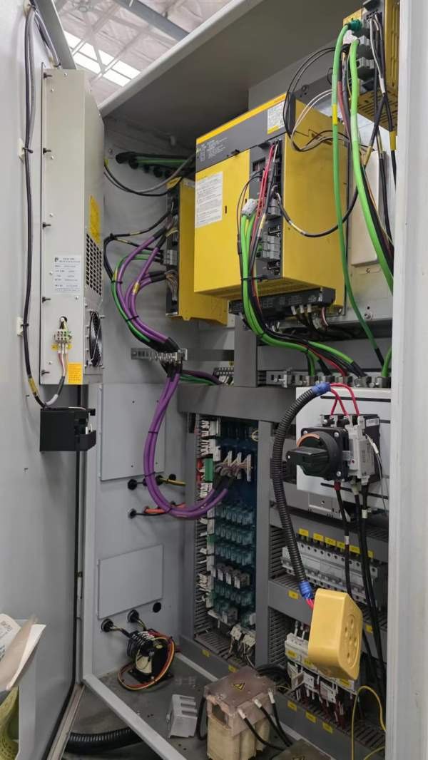 台湾程泰GLS1500e数控车，同款2台，发那科TF系统，6寸.